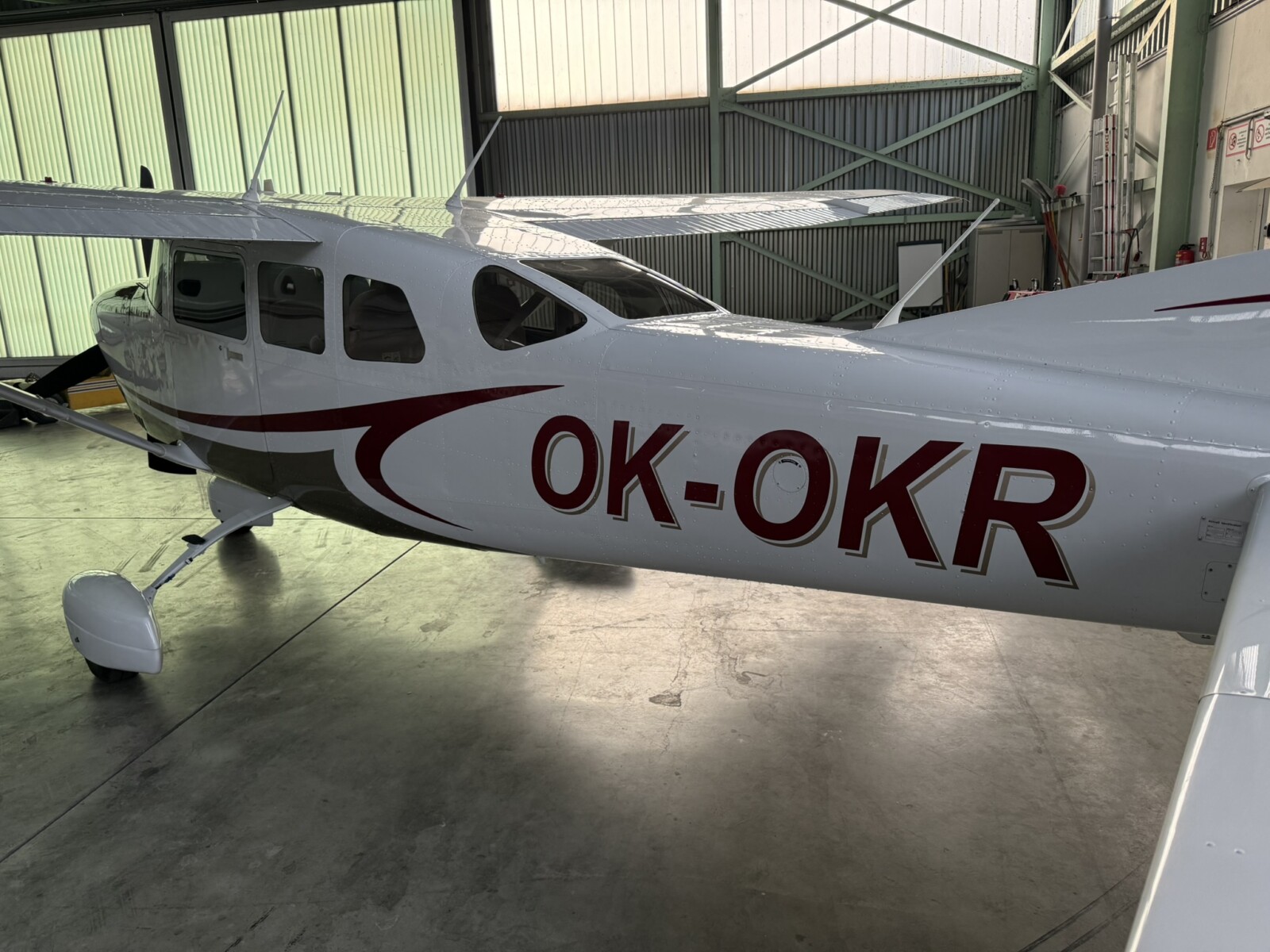 2009 Cessna T206H, S/N T20608949, photo 1