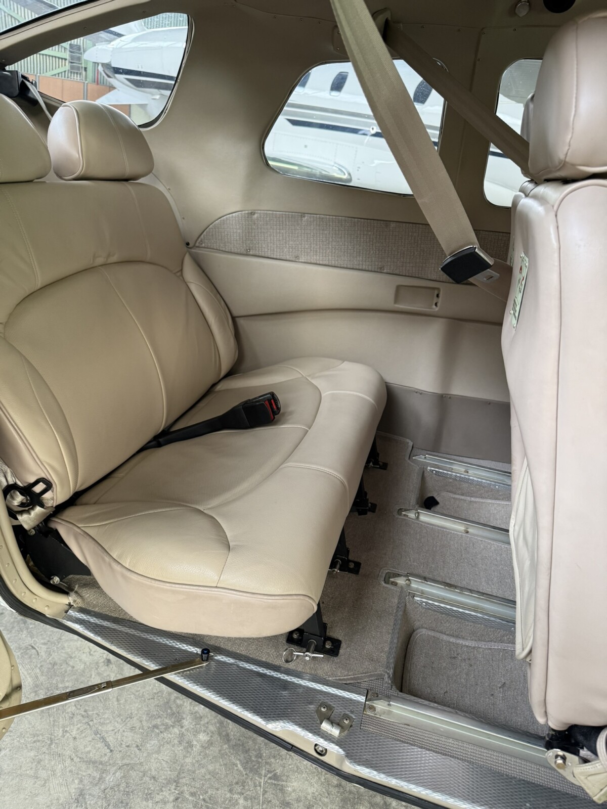 2009 Cessna T206H, S/N T20608949, photo 11